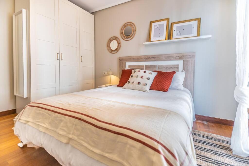 Appartement Piso De Diseno En El Casco Antiguo à Castro Urdiales Extérieur photo