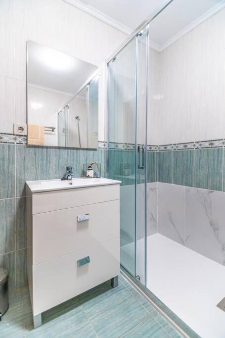 Appartement Piso De Diseno En El Casco Antiguo à Castro Urdiales Extérieur photo